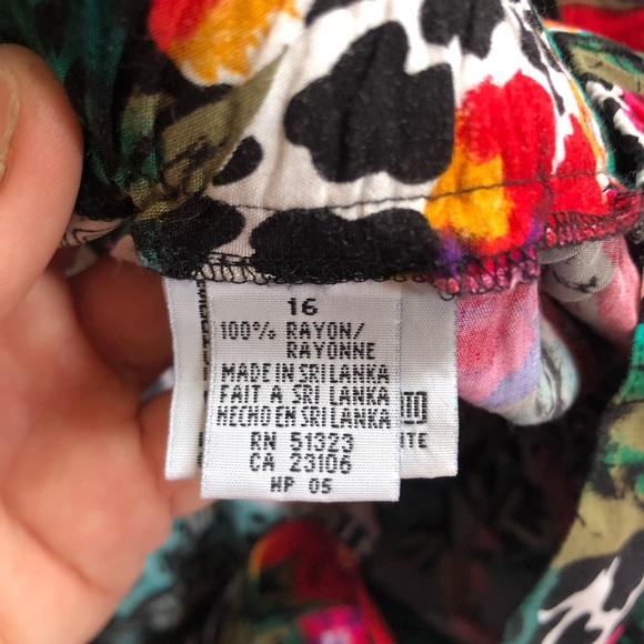 Vtg Flowy Funky Patterned Skirt - Picture 12 of 15